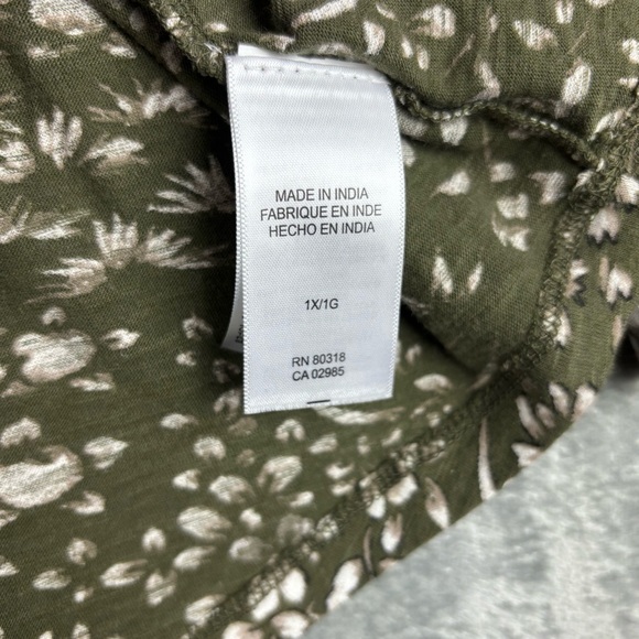 Lucky Brand Top Women 1X Olive Green Floral Embroidered Tassels Split V-Neck - Picture 11 of 16